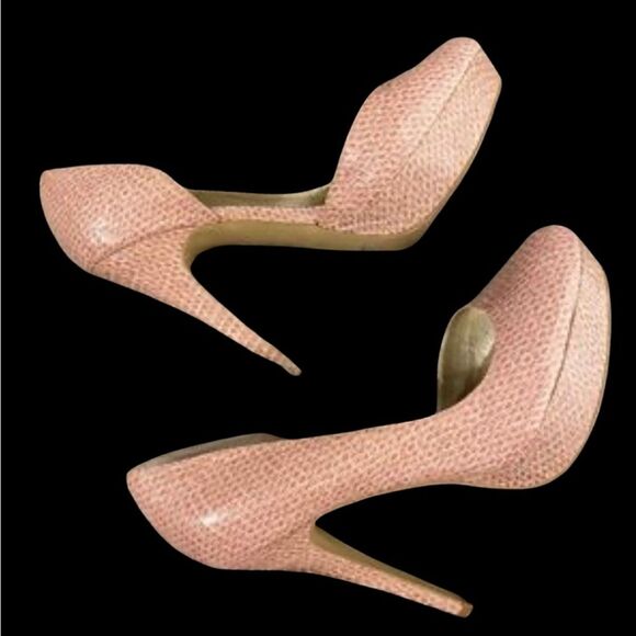 GUESS blush pink snakeskin platform pump heels - Picture 2 of 10